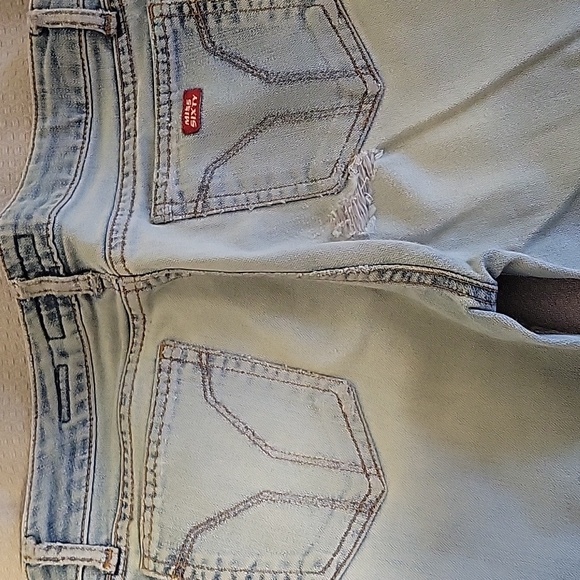 Jeans - Picture 10 of 12